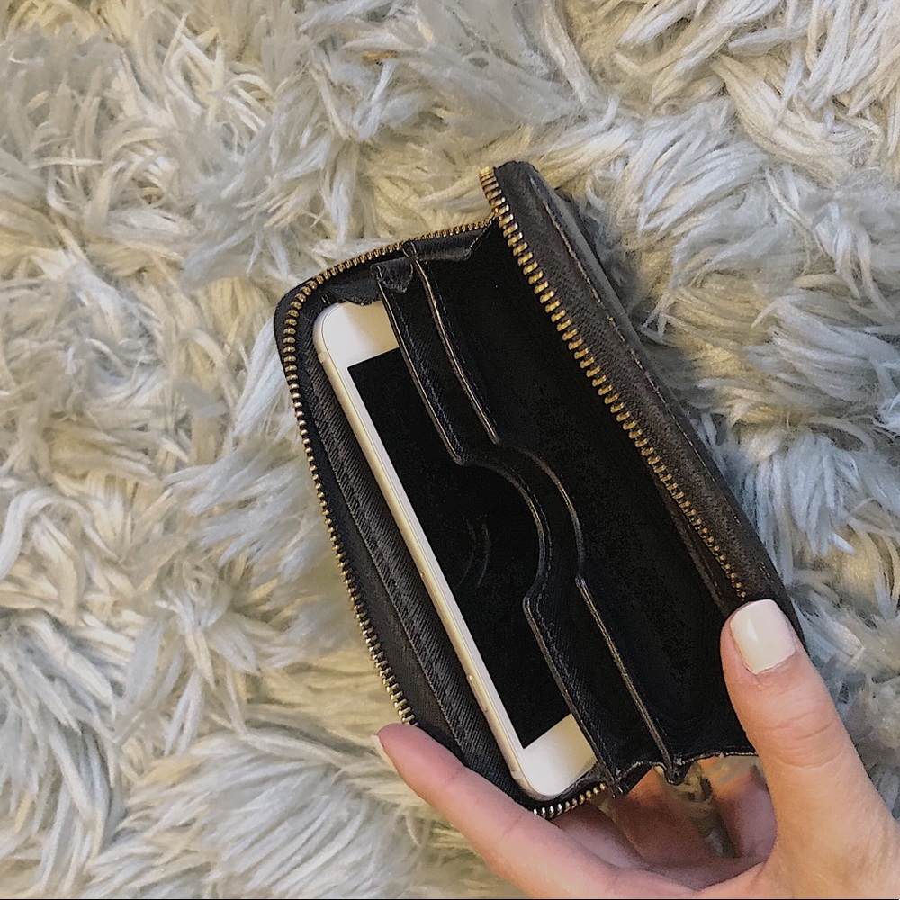 Michael Kors Leather Zip Wallet